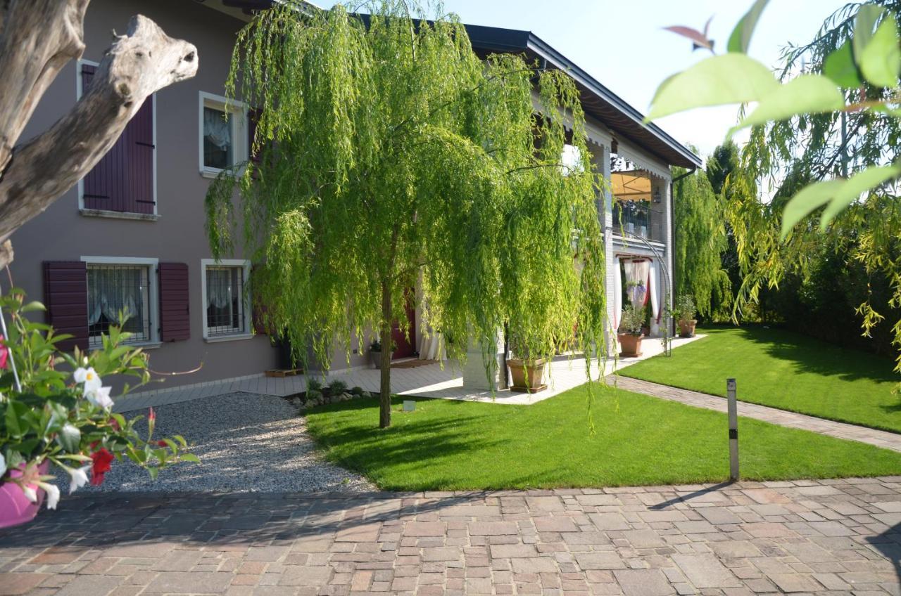 Asso Bed & Breakfast Manerba del Garda Bagian luar foto