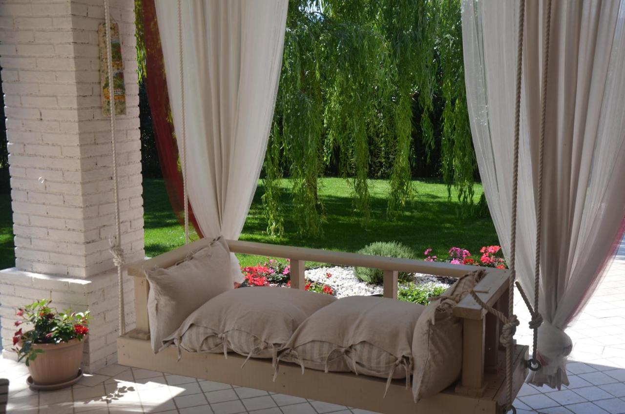 Asso Bed & Breakfast Manerba del Garda Bagian luar foto