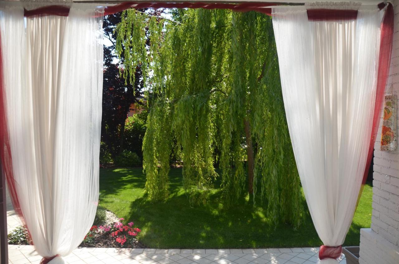 Asso Bed & Breakfast Manerba del Garda Bagian luar foto