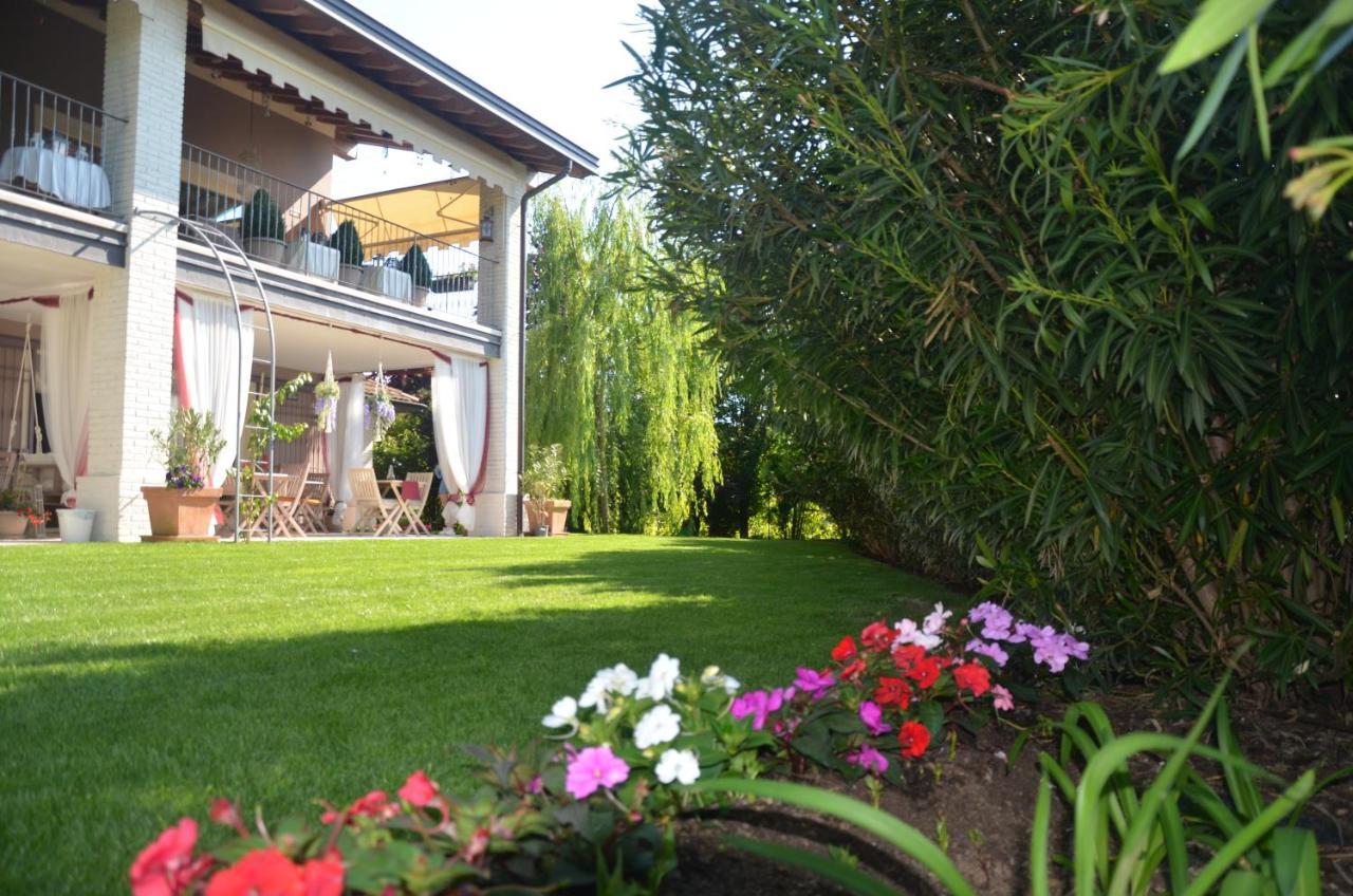 Asso Bed & Breakfast Manerba del Garda Bagian luar foto