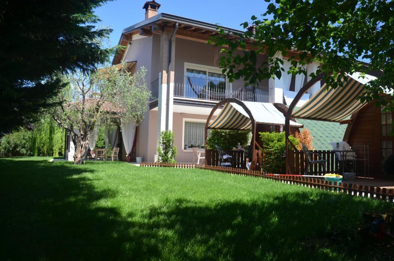 Asso Bed & Breakfast Manerba del Garda Bagian luar foto