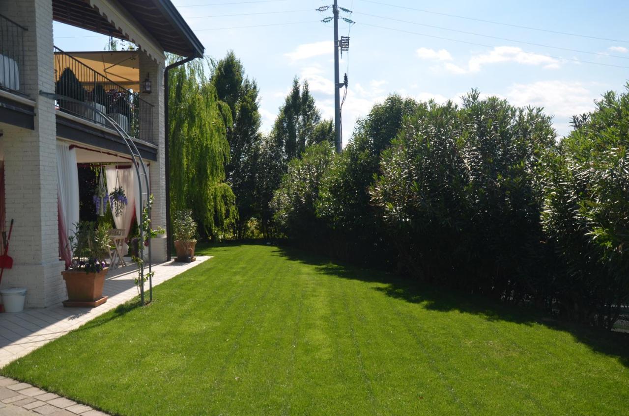 Asso Bed & Breakfast Manerba del Garda Bagian luar foto