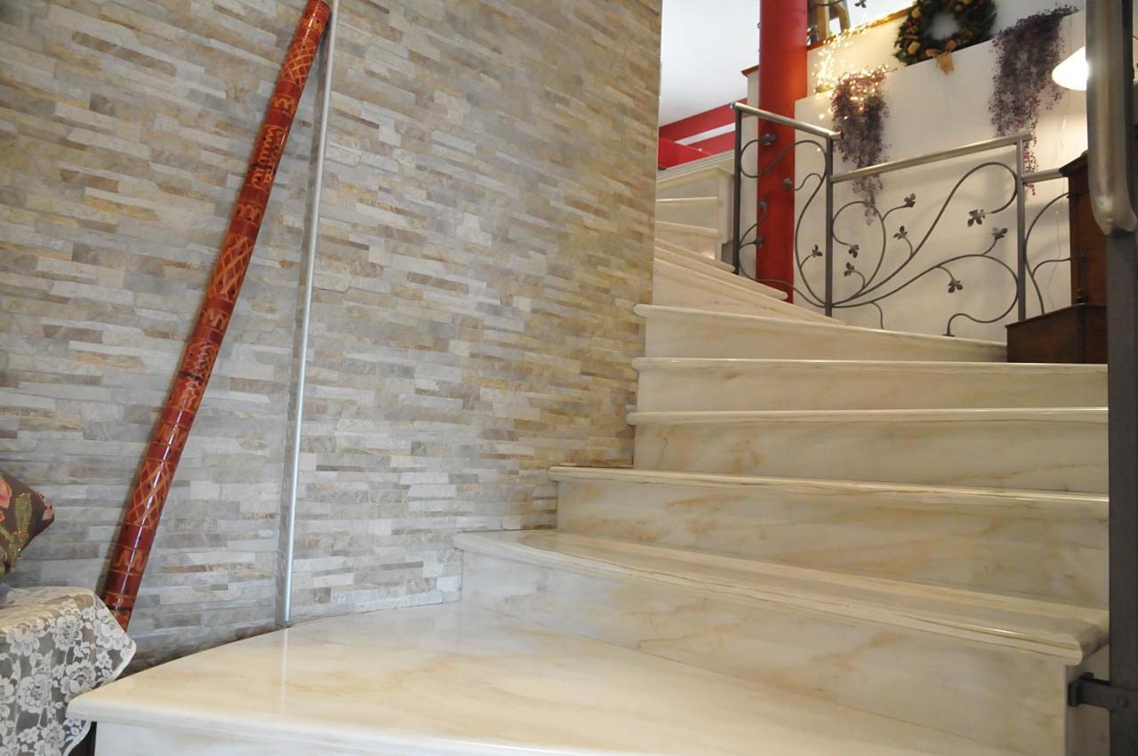 Asso Bed & Breakfast Manerba del Garda Bagian luar foto
